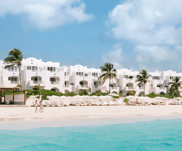 slideshow of pristine beach and golf images