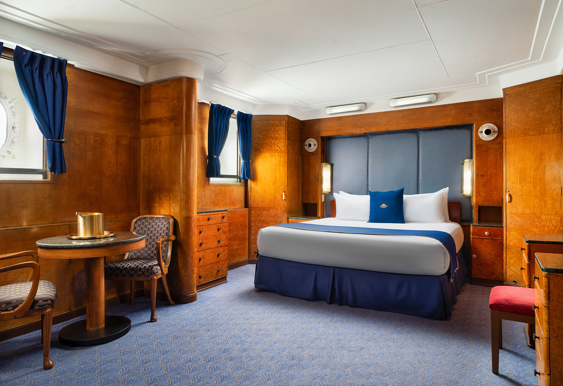 Guest enjoying The Queen Mary experience