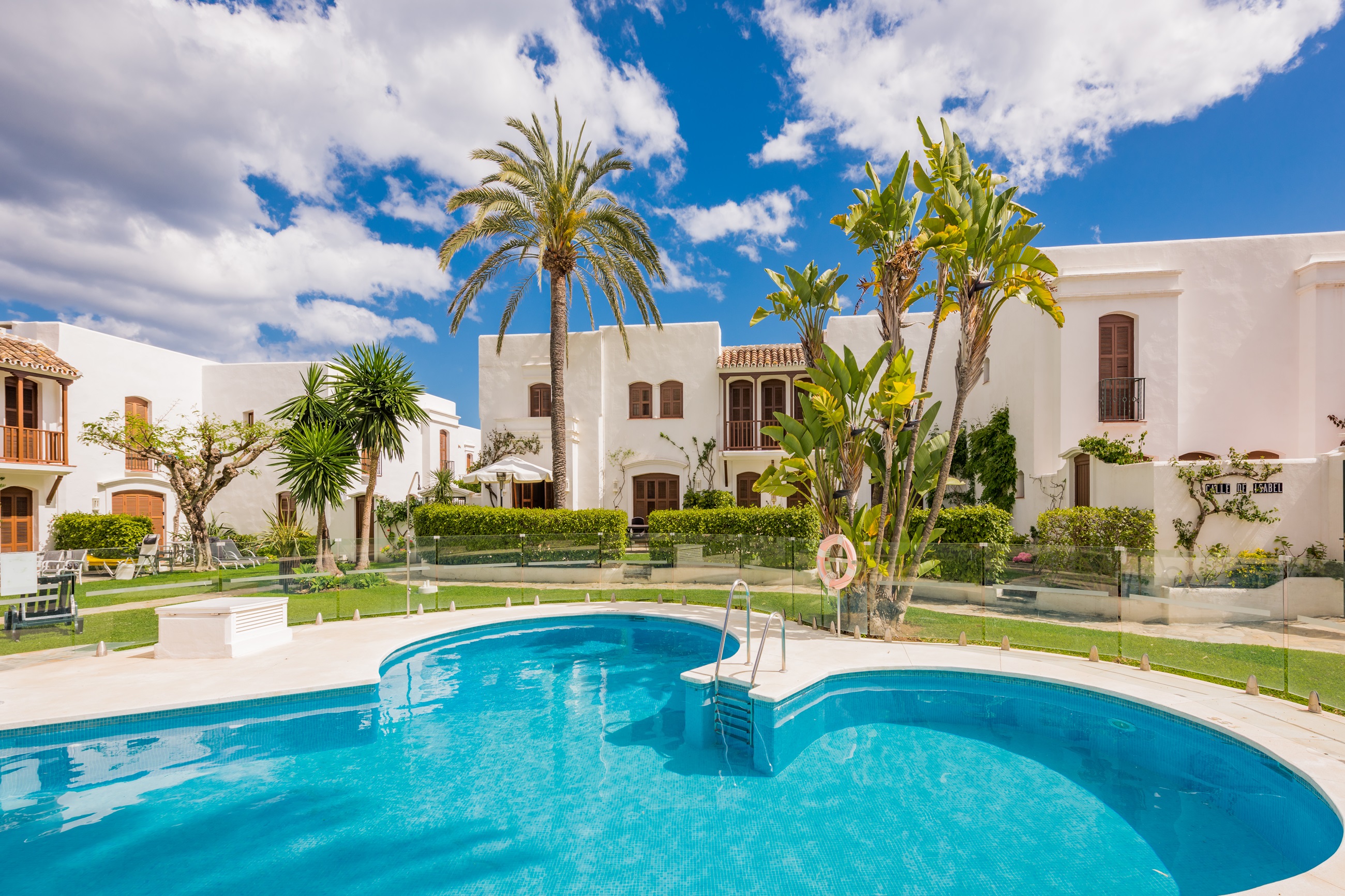 Pool and apartments at Villacana Resort, Costa del Sol
