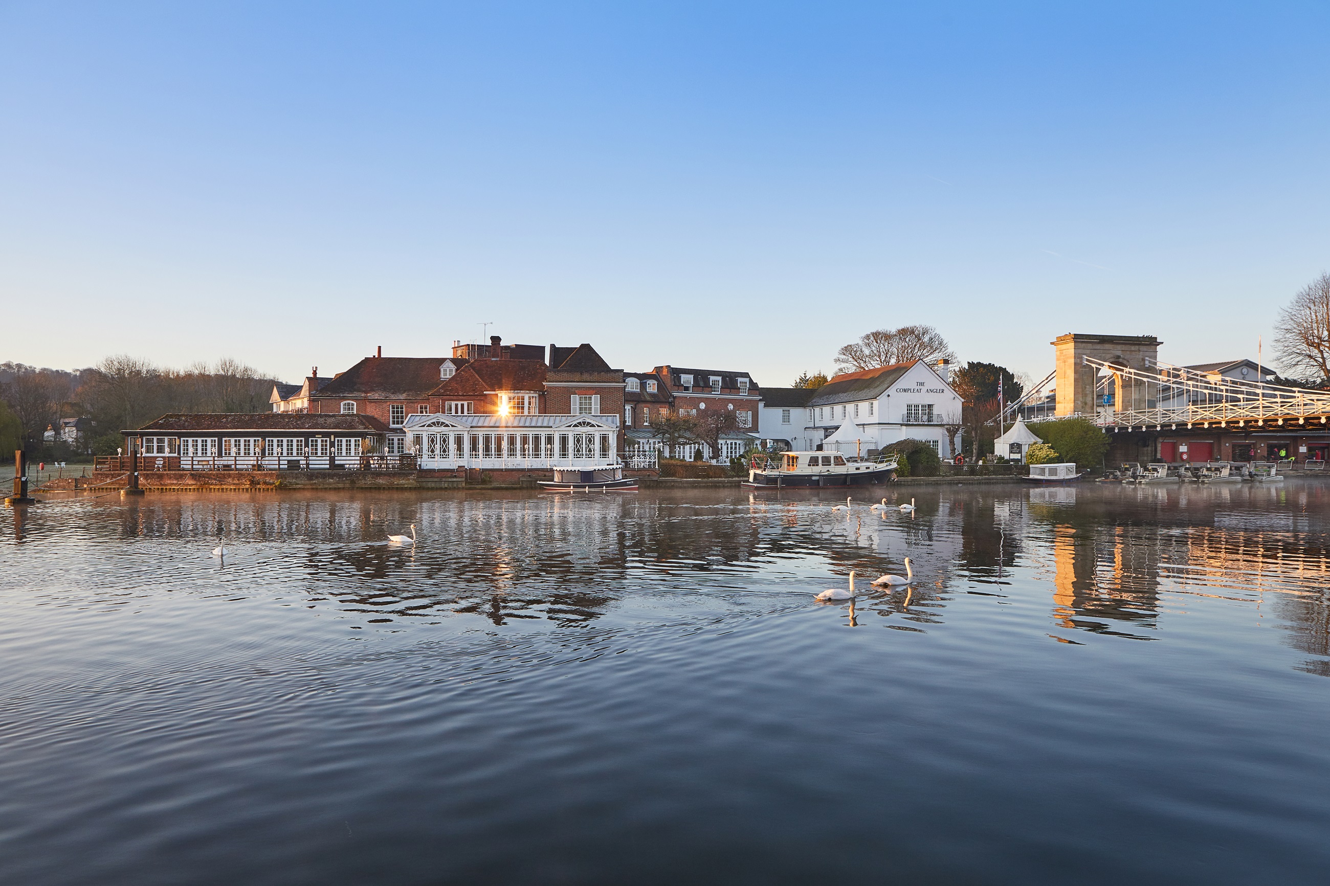 The Compleat Angler at sunrise, Marlow